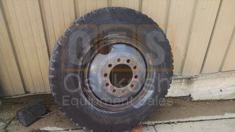 11.00R24 Michelin XZY Tire on Wheel