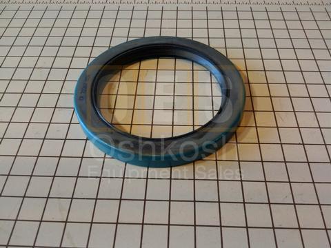 Transfer Case Output Shaft Seal Rear