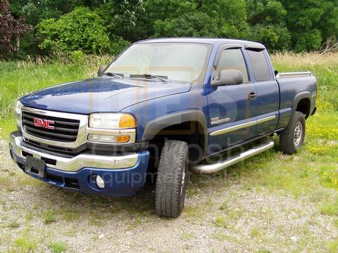 2004 GMC Sierra 2500HD 4X4 SLE (6.6L LB7 Duramax!)